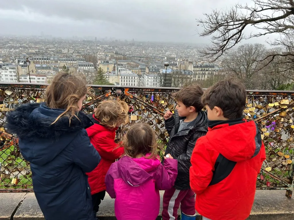 Paris com crianças